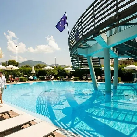 Poseidon Hotel 3*