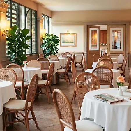 Poseidon Hotel 3*