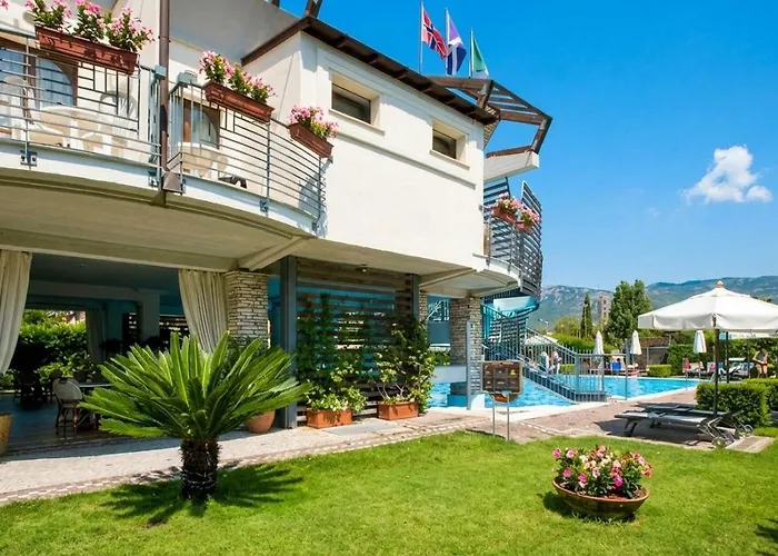 Poseidon 3* Террачина
