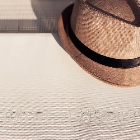 Poseidon Hotel 3*