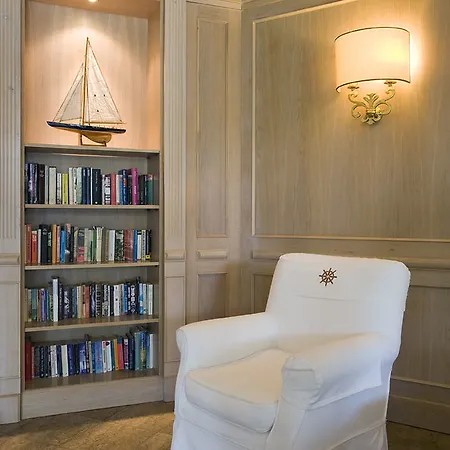 Poseidon Hotell 3*
