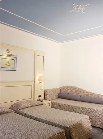 Poseidon Отель 3*